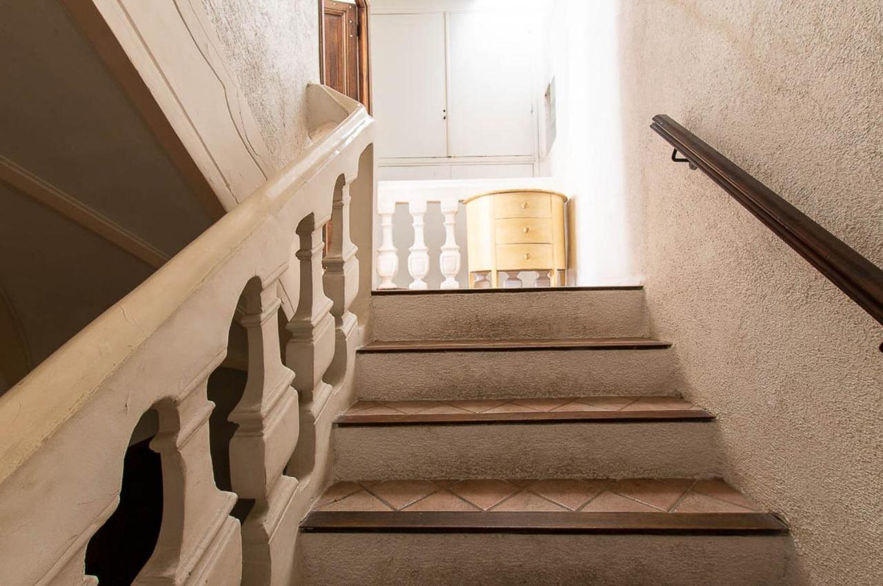 Superbe Appartement Dans Le Coeur De La Ville Antibes Exterior photo